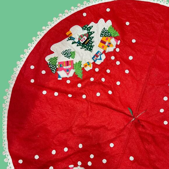 VTG Bucilla Jeweled White Christmas Tree Skirt Applique Red Felt 54 Inch #2107 - Picture 4 of 14